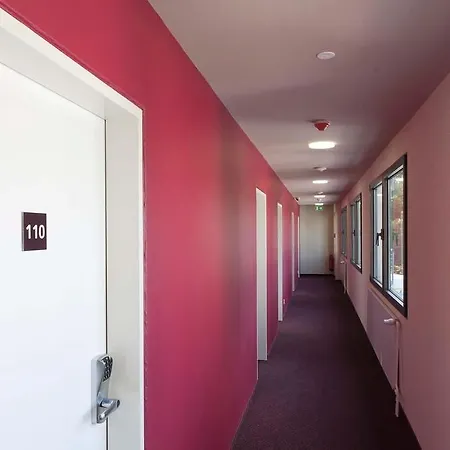 Serways Szálloda